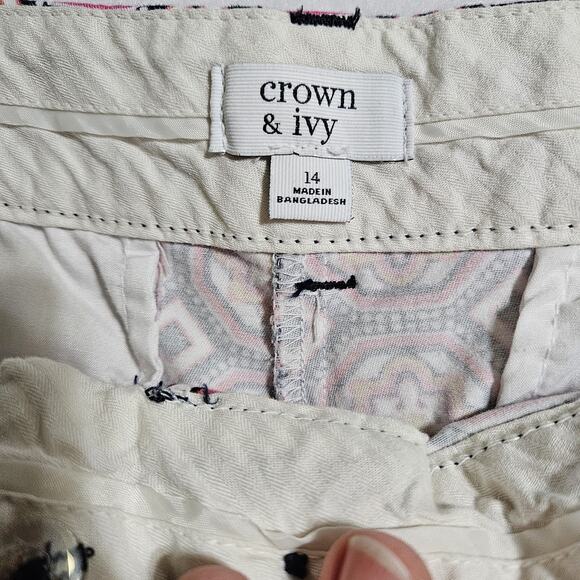 Crown & Ivy Shorts Size 14 Stretchy Button/Zip Fly Pockets Geometric Dressy - Picture 10 of 11